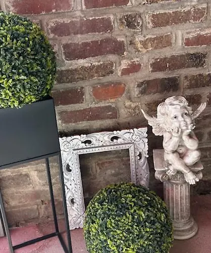 Voyage Colonial Climatise Chic Apartament